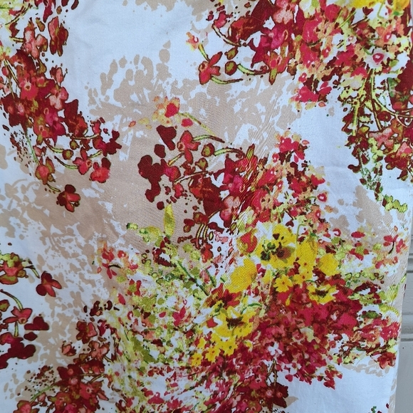 VanHeusen Studio Skirt Sz4 Sraight  Floral Zip Back Lt Weight Cotton Band Waist - Picture 6 of 7